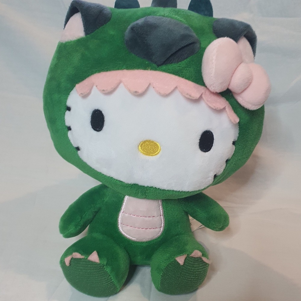 Hello Kitty Sanrio Green Dragon Plush 9' Fiesta Costume Toy Collectible‎ Pink